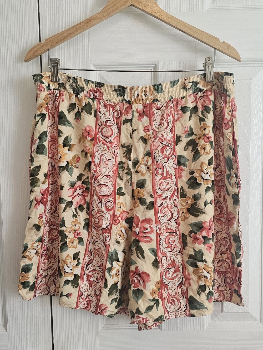 Vintage-Style Floral Shorts